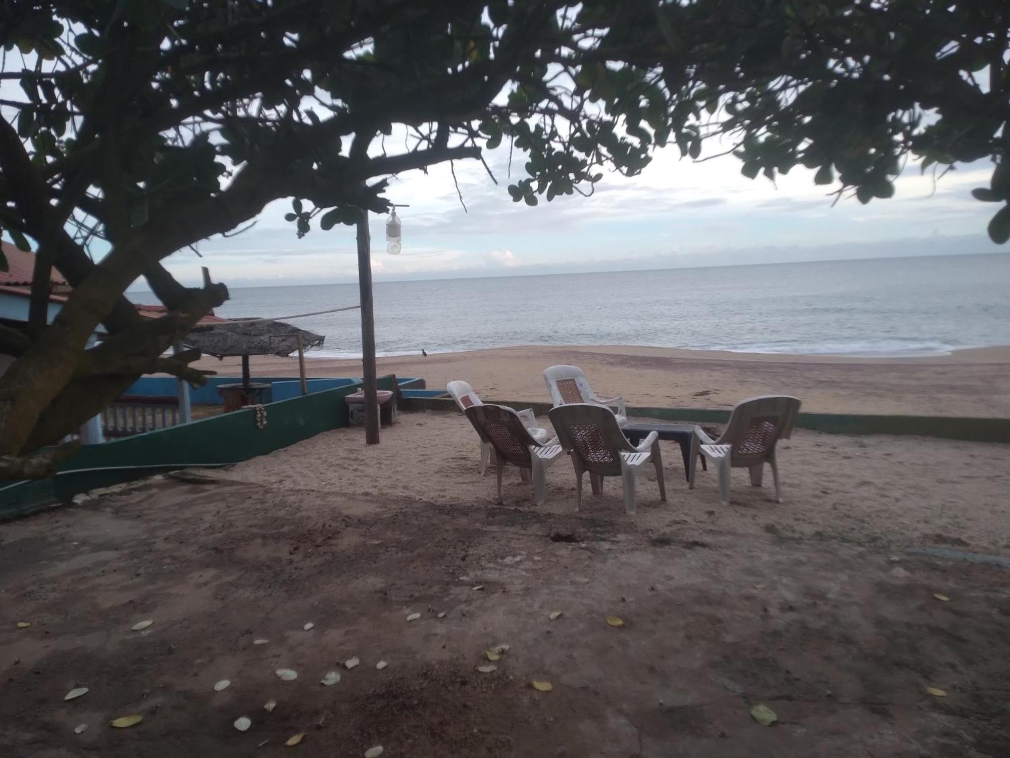 Happy Beach Safari Retreat Hambantota Habitación foto